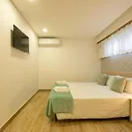 Central Suites Penzion São João da Madeira