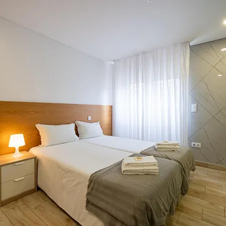 Central Suites 1 Гостевой дом 3*