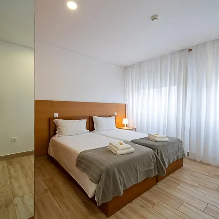 Гостевой дом Central Suites 1 Сан-Жуан-да-Мадейра