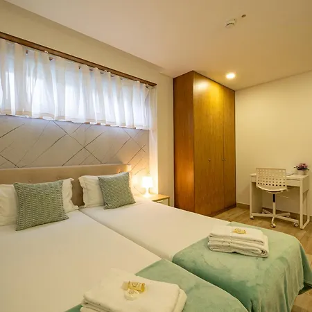 Central Suites 1 Гостевой дом