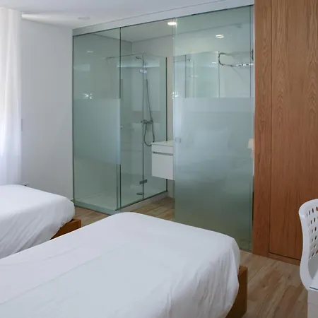 Central Suites Pensjonat São João da Madeira