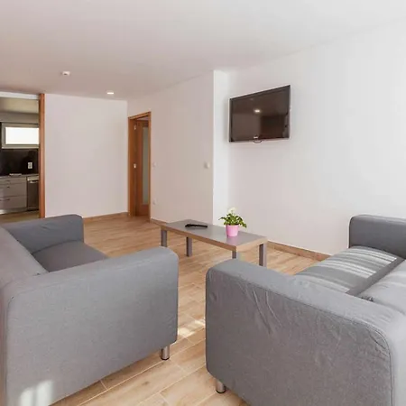 Central Suites 1