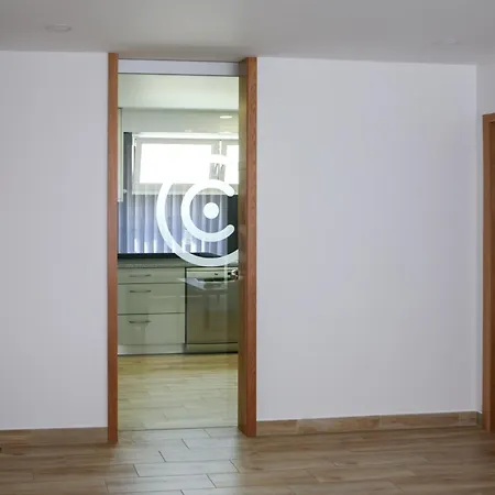 Central Suites 1 3*
