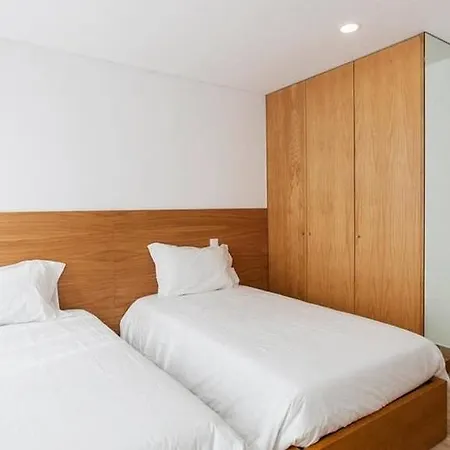 Central Suites 3*