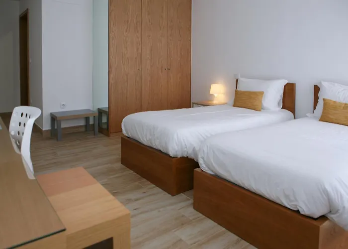 ゲストハウス Central Suites 3*