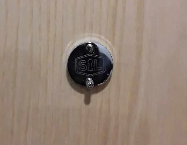 Central Suites ゲストハウス São João da Madeira